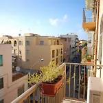 Babbai Giommi 3* אלגהרו